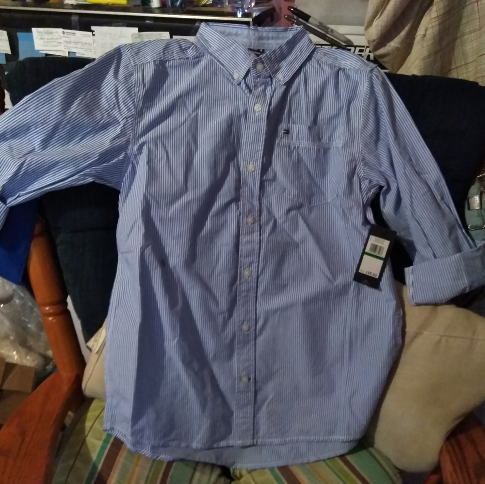 Tommy Hilfiger girl size large new tag on it